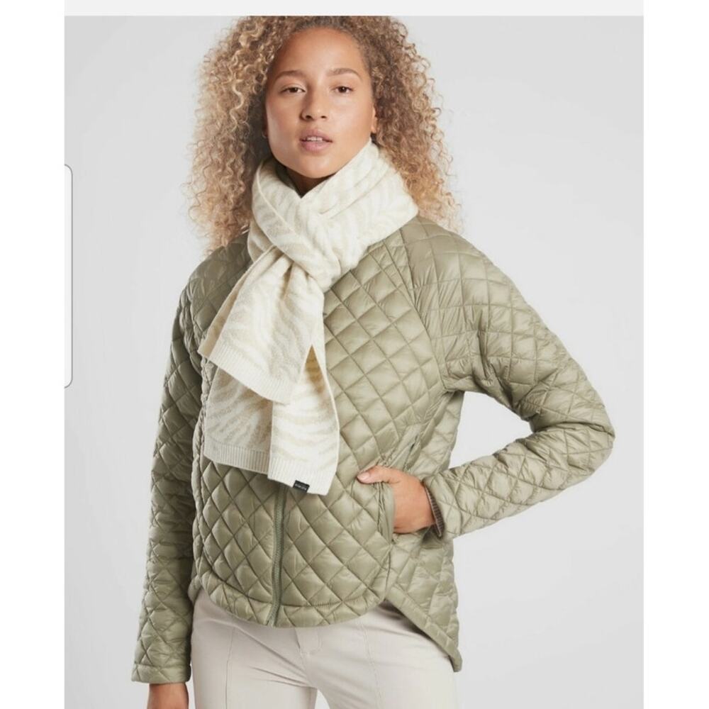 Athleta Cream and Metallic Zebra Print Cozy Knit Winter Scarf